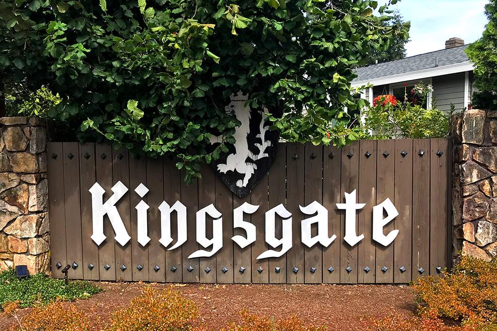 Kingsgate Neighborhood Entrance